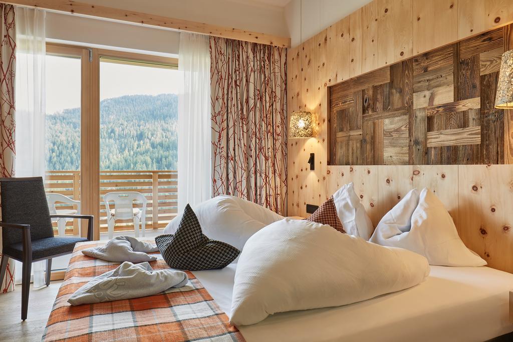 Mountain Hotel Mezdi Colfosco Exterior foto